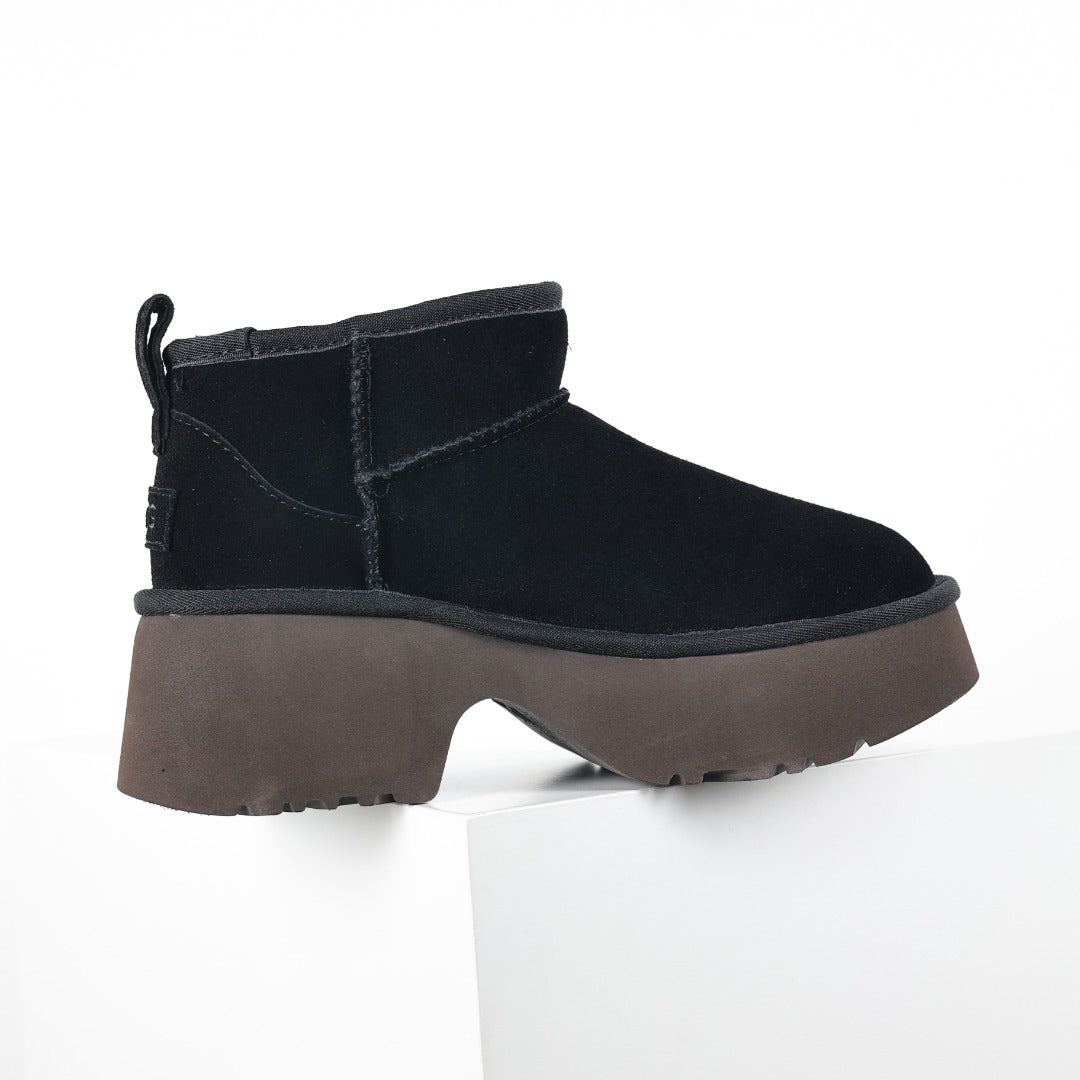 UGG Women's Seasonal 5cm Platform Short Boots - Style 215588212 - view 7