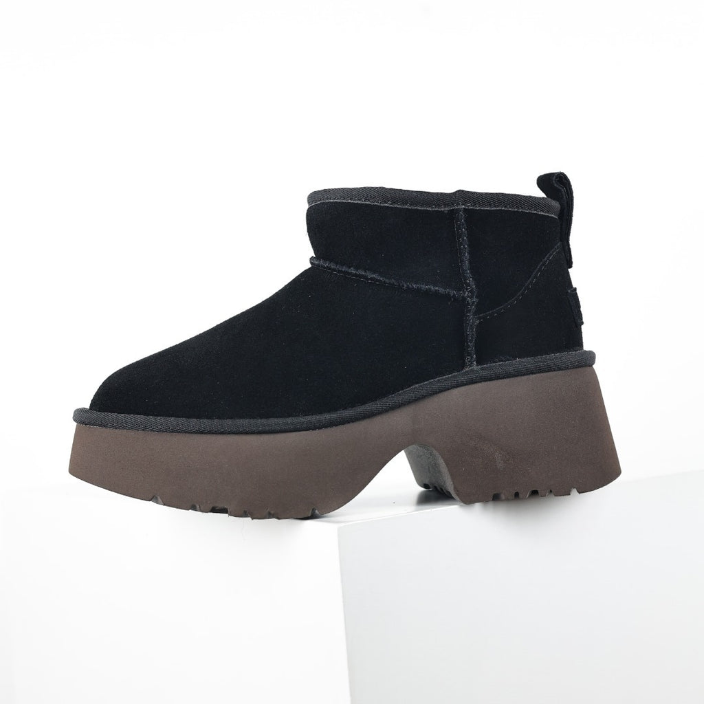 UGG Women's Seasonal 5cm Platform Short Boots - Style 215588212 - view 9