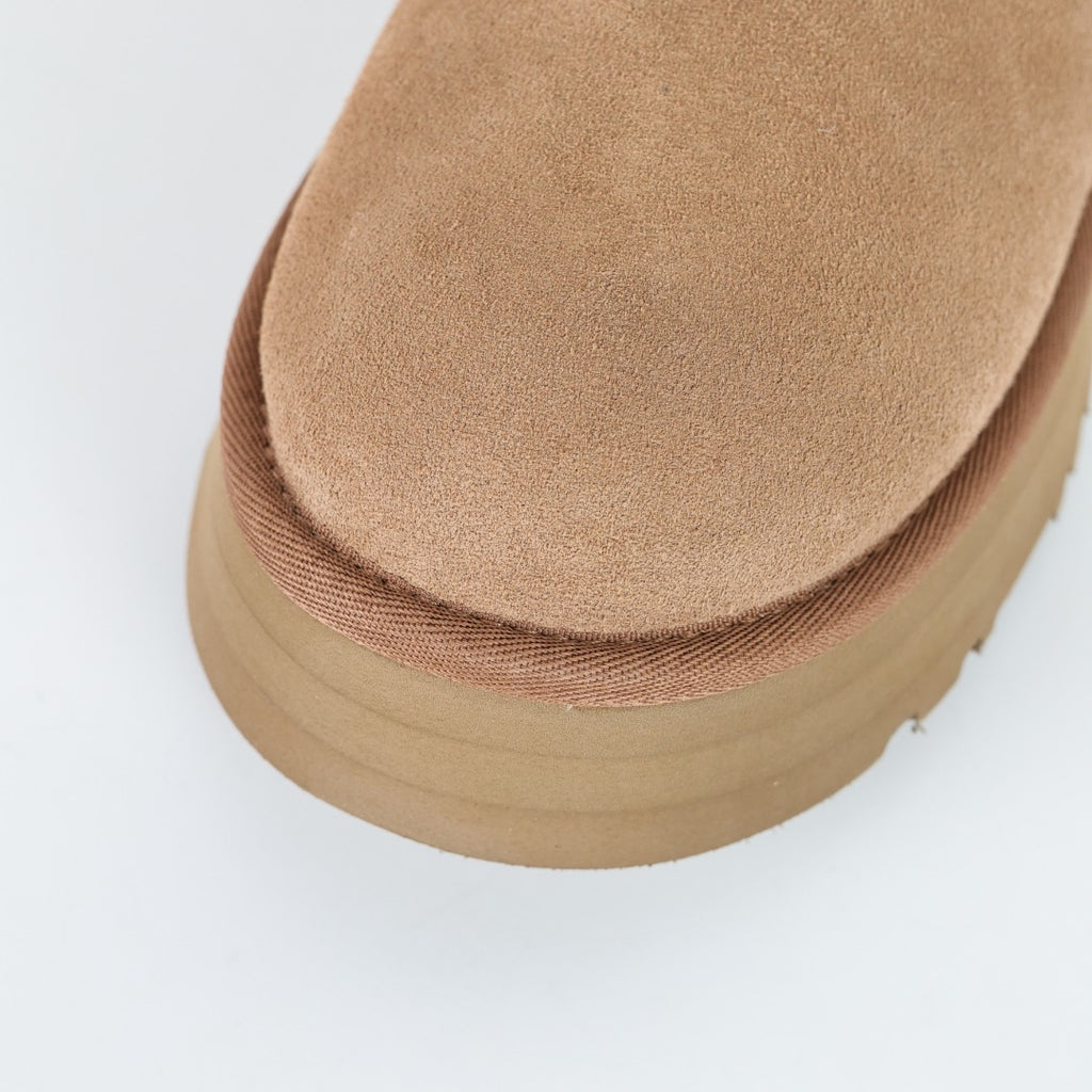 UGG Unisex Seasonal 3cm Platform Short Boots - Style 215588213 - view 5