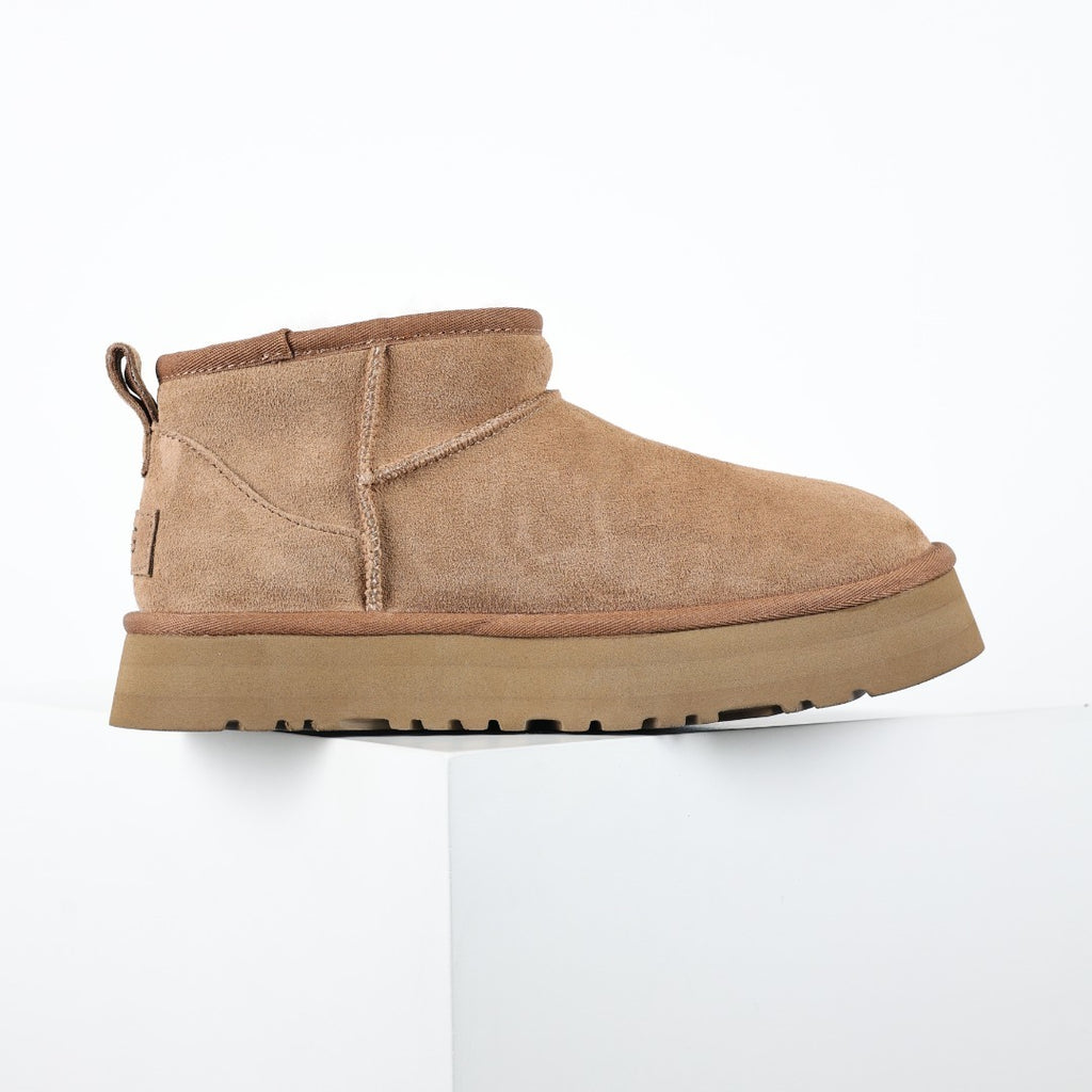 UGG Unisex Seasonal 3cm Platform Short Boots - Style 215588213 - view 7