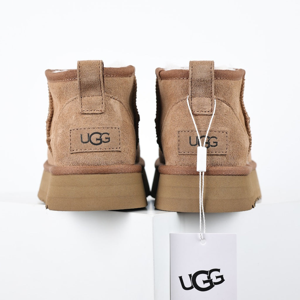 UGG Unisex Seasonal 3cm Platform Short Boots - Style 215588213 - view 8
