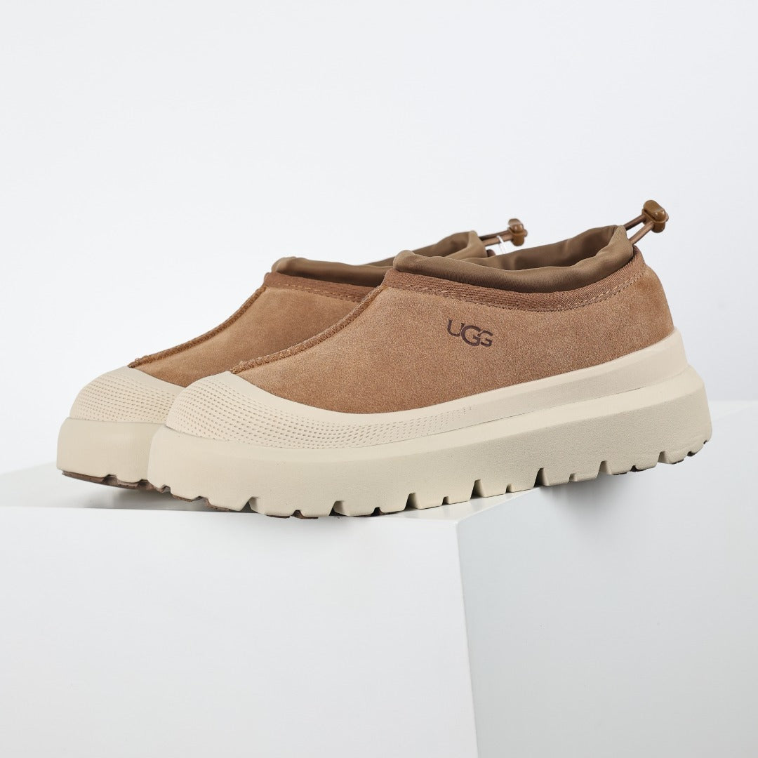 UGG Unisex Seasonal 4cm Platform Winter Boots - Style 215588214 - view 1