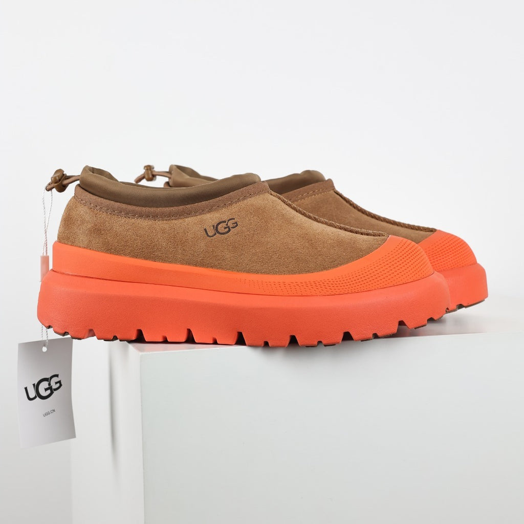 UGG Unisex Seasonal 4cm Platform Winter Boots - Style 215588216 - view 3