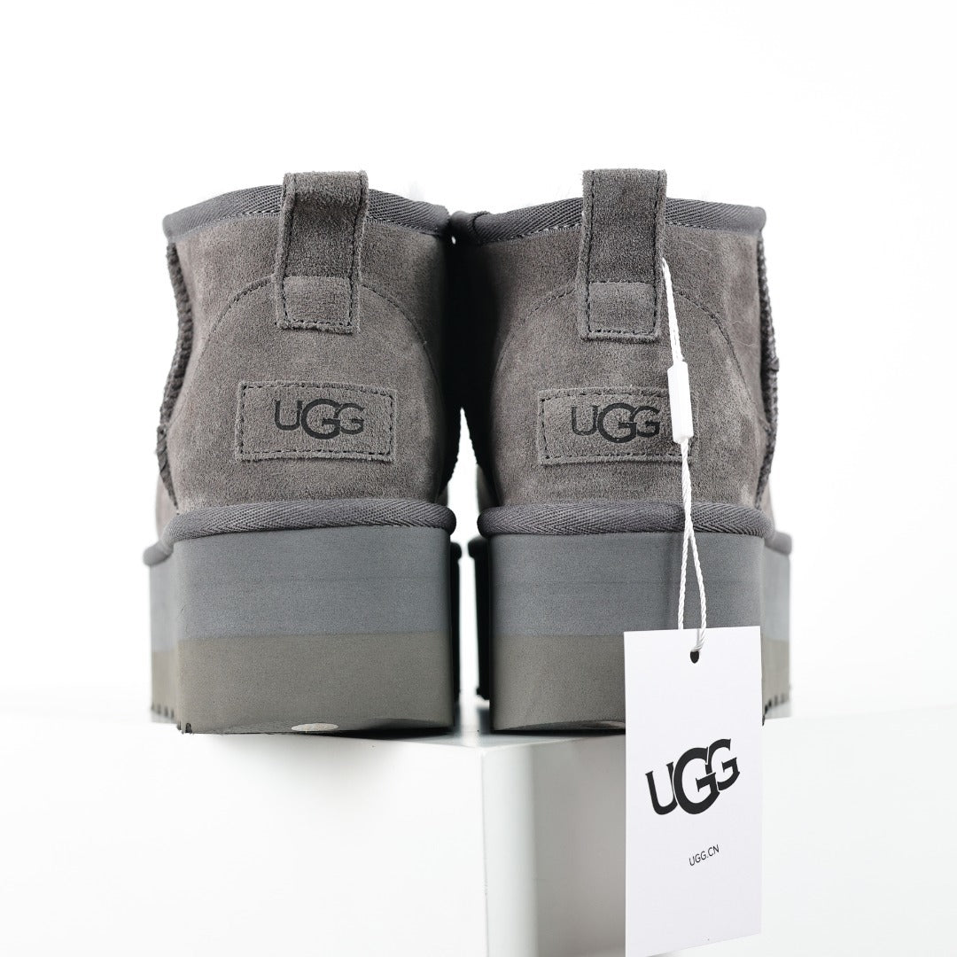 UGG Unisex Seasonal 5cm Platform Short Boots - Style 215588262 - view 8