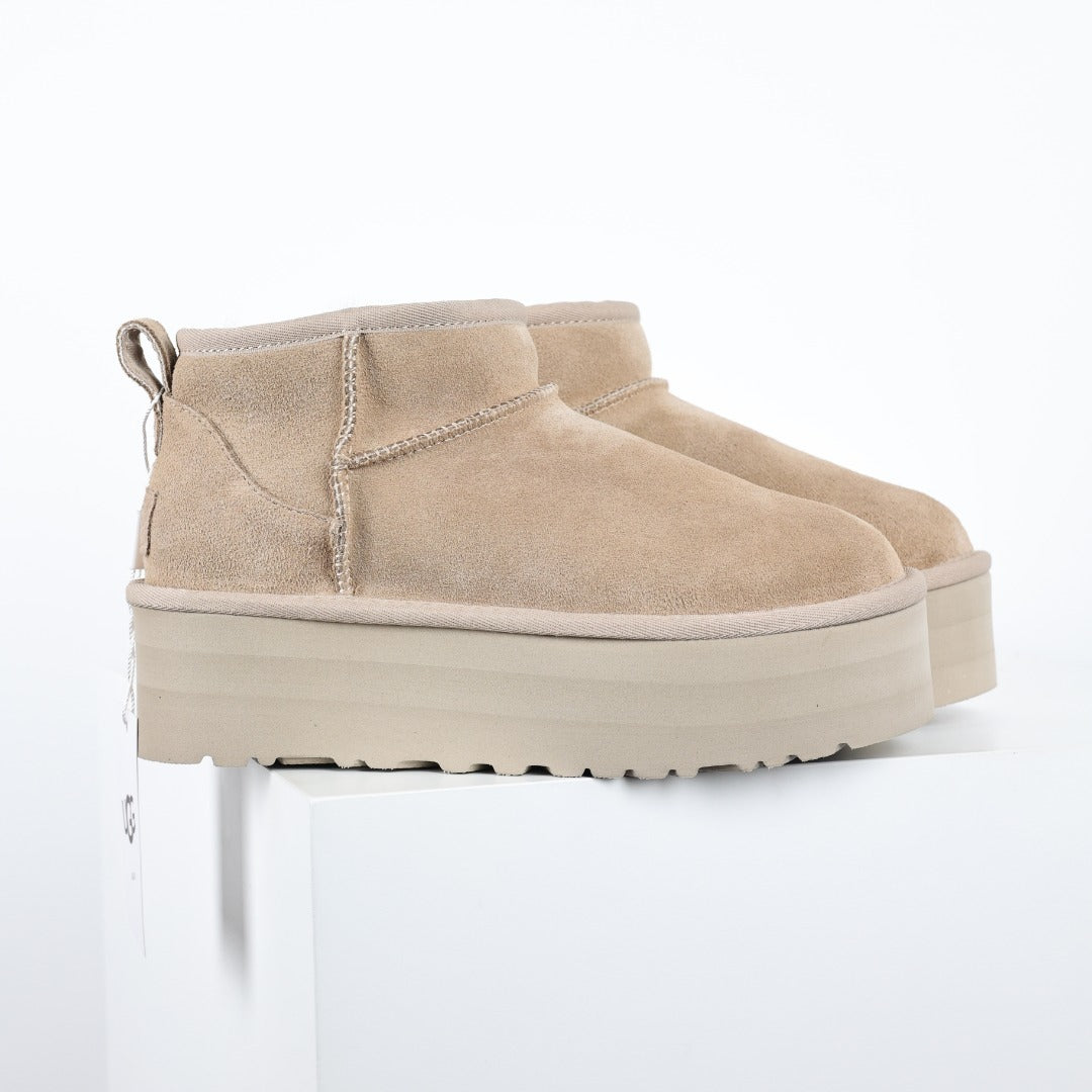 UGG Unisex Seasonal 5cm Platform Short Boots - Style 215588268 - view 3