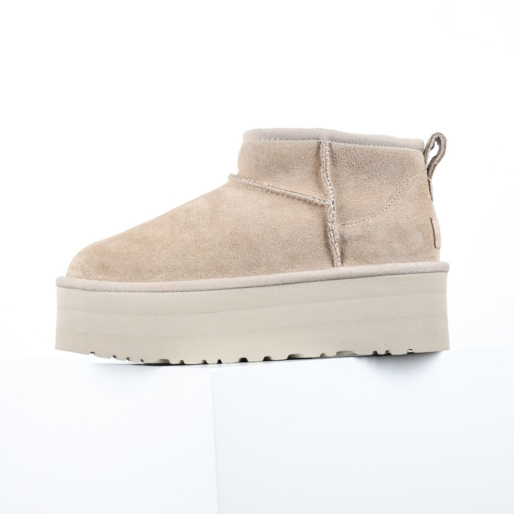 UGG Unisex Seasonal 5cm Platform Short Boots - Style 215588268 - view 9