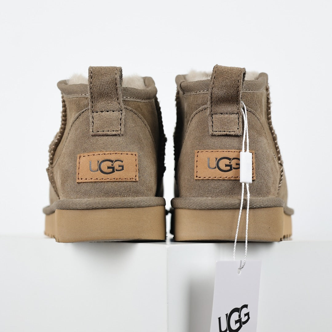 UGG Unisex Seasonal 1.5cm Platform Short Boots - Style 215588310 - view 8