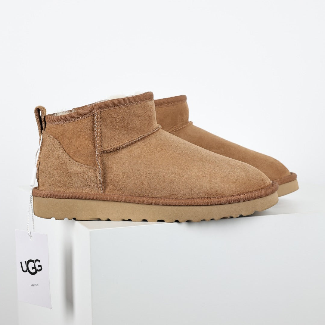UGG Unisex Seasonal 1.5cm Platform Short Boots - Style 215588312 - view 3