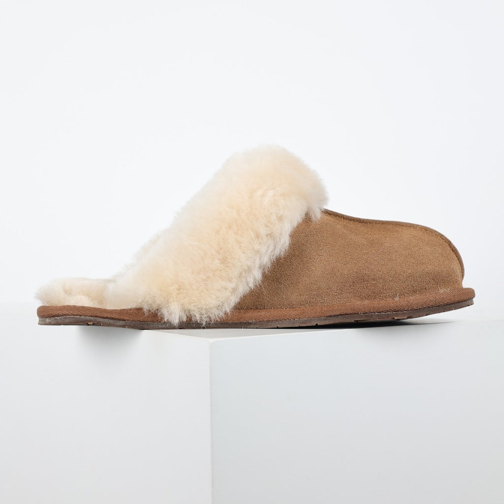 UGG Women's Seasonal Winter Boots - Style 215588346 - view 7