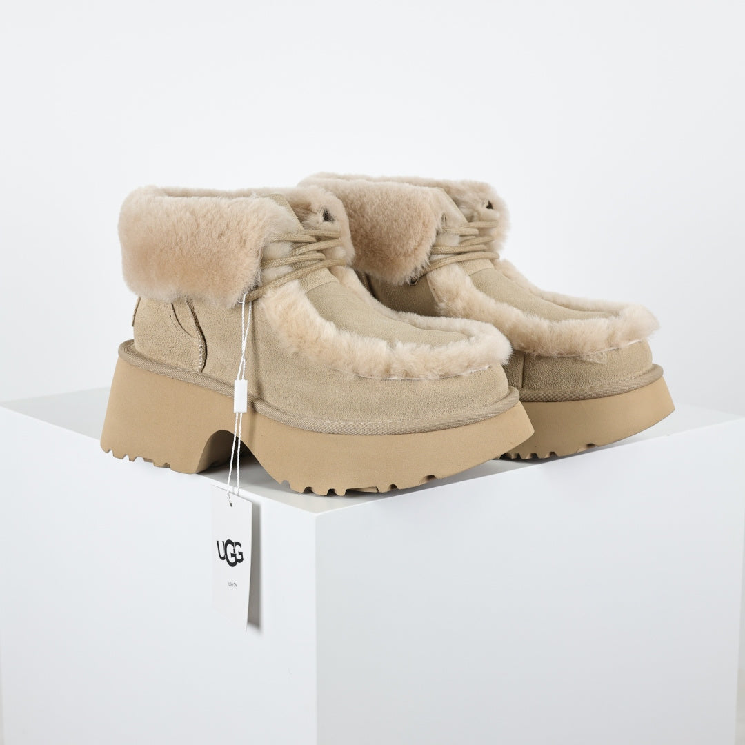 UGG Unisex Seasonal 6cm Platform Winter Boots - Style 215588347 - view 3