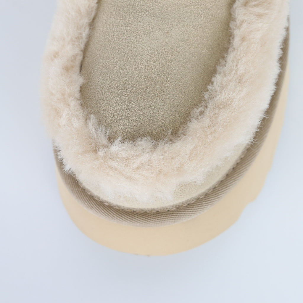 UGG Unisex Seasonal 6cm Platform Winter Boots - Style 215588347 - view 5