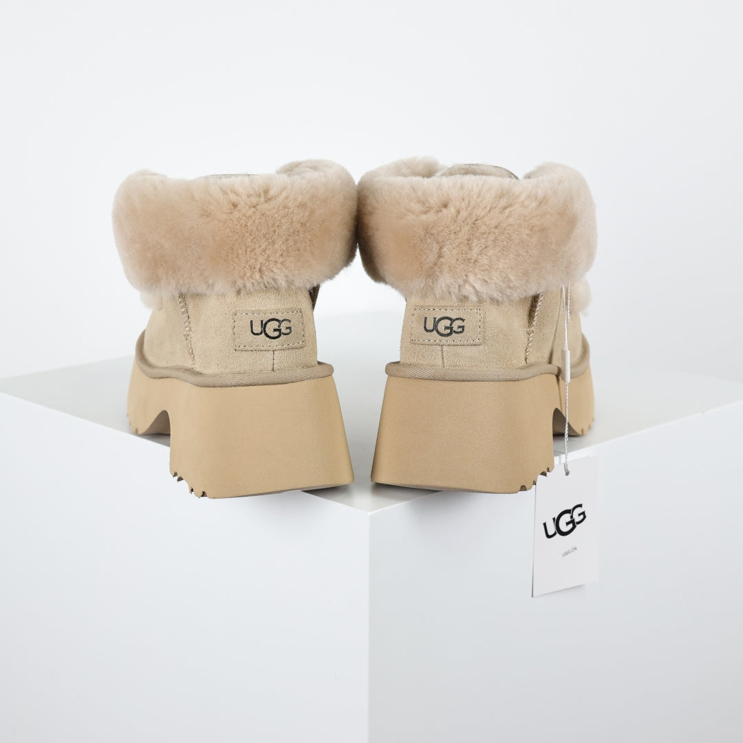 UGG Unisex Seasonal 6cm Platform Winter Boots - Style 215588347 - view 8
