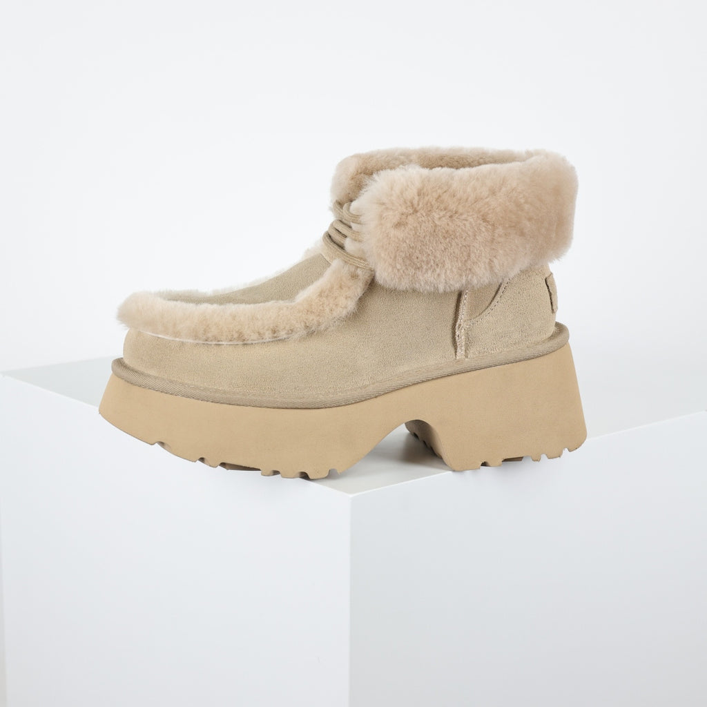 UGG Unisex Seasonal 6cm Platform Winter Boots - Style 215588347 - view 9