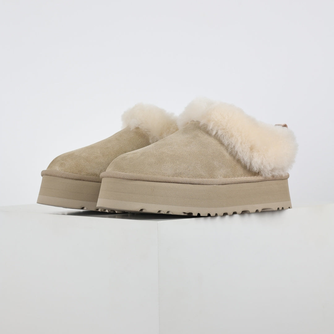 UGG Unisex Tazz 4.5cm Platform Winter Boots - Style 215588349 - view 1