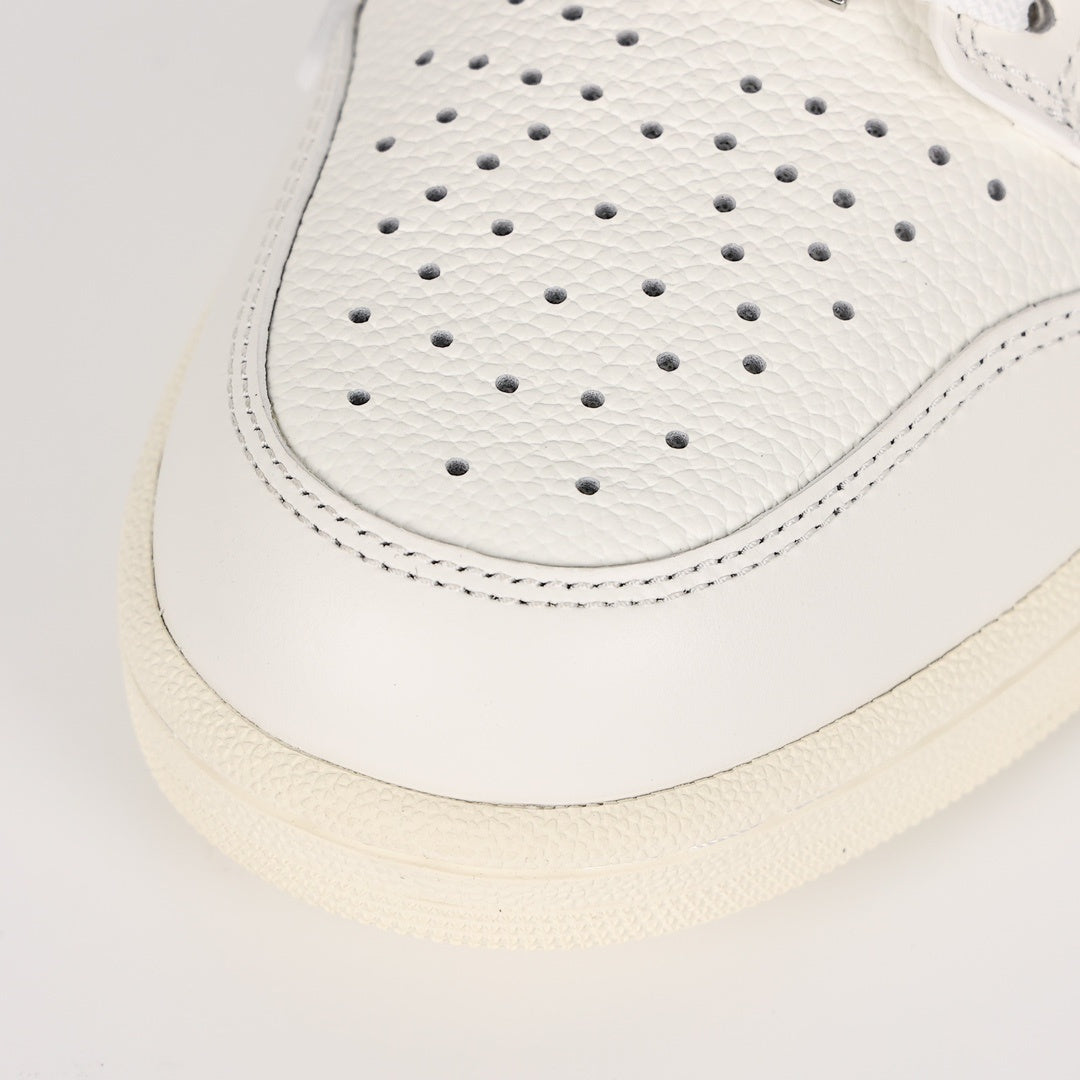 AMIRI Unisex Seasonal Casual Sneakers - Style 215596001 - view 5