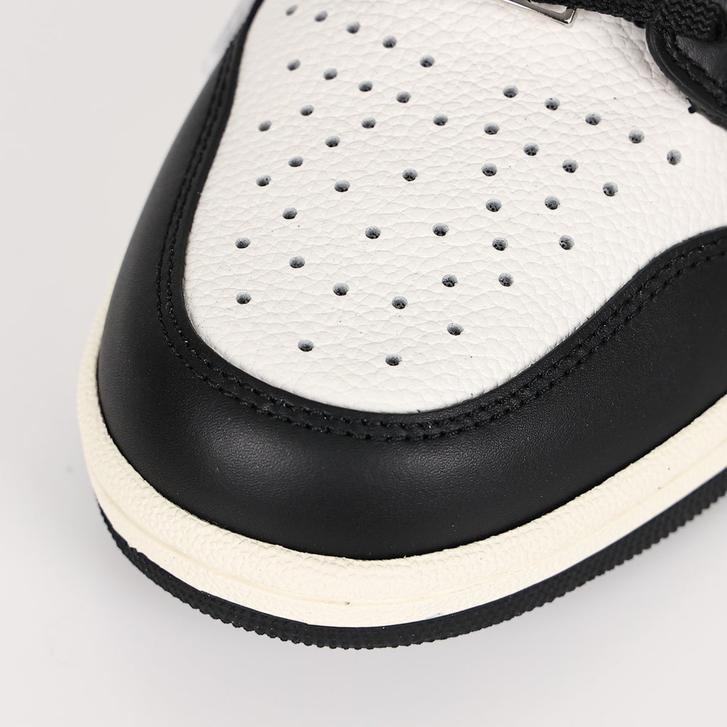 AMIRI Unisex Seasonal Casual Sneakers - Style 215596035 - view 5
