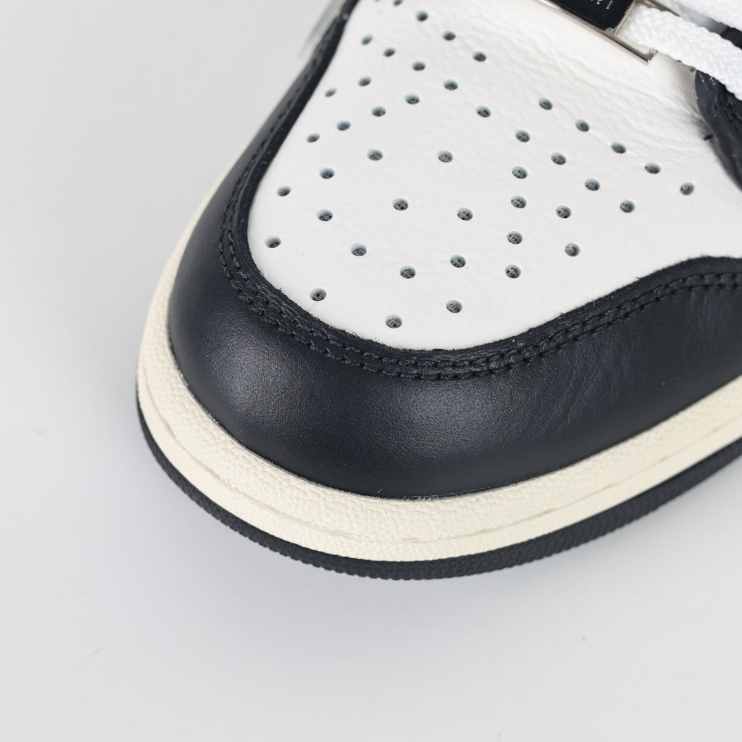 AMIRI Unisex Seasonal Casual Sneakers - Style 215596041 - view 5