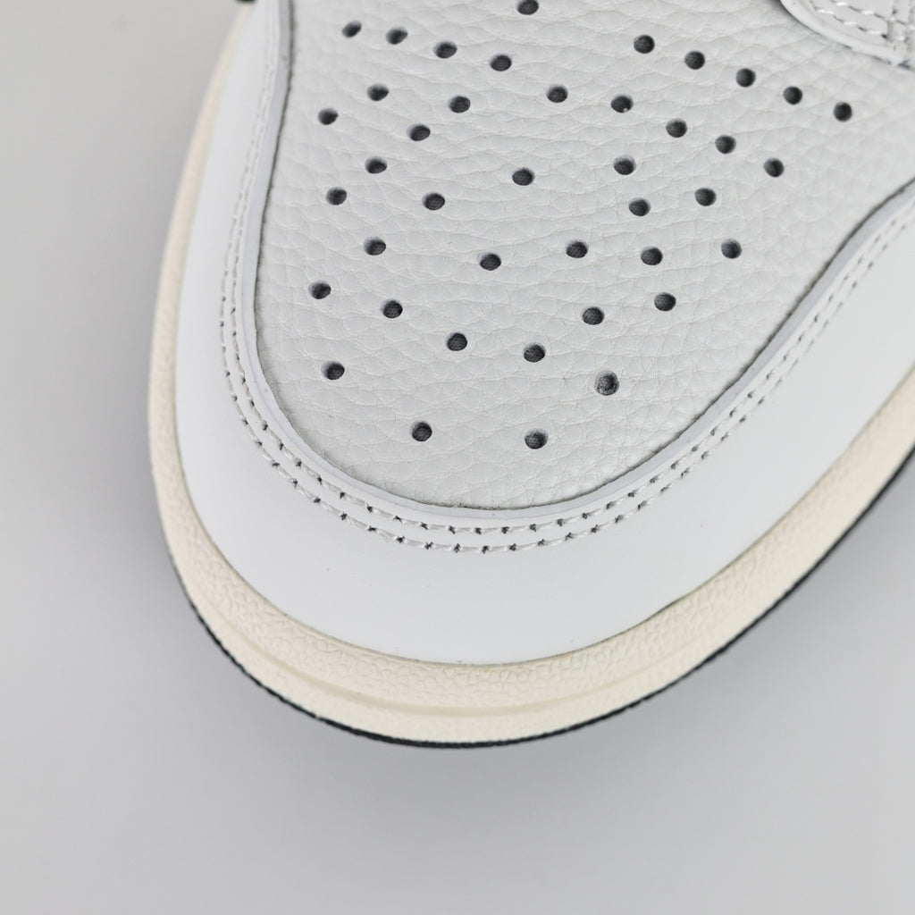 AMIRI Unisex Seasonal Casual Sneakers - Style 215596086 - view 5