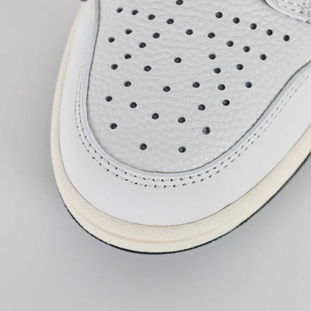 AMIRI Unisex Seasonal Casual Sneakers - Style 215596086 - view 5