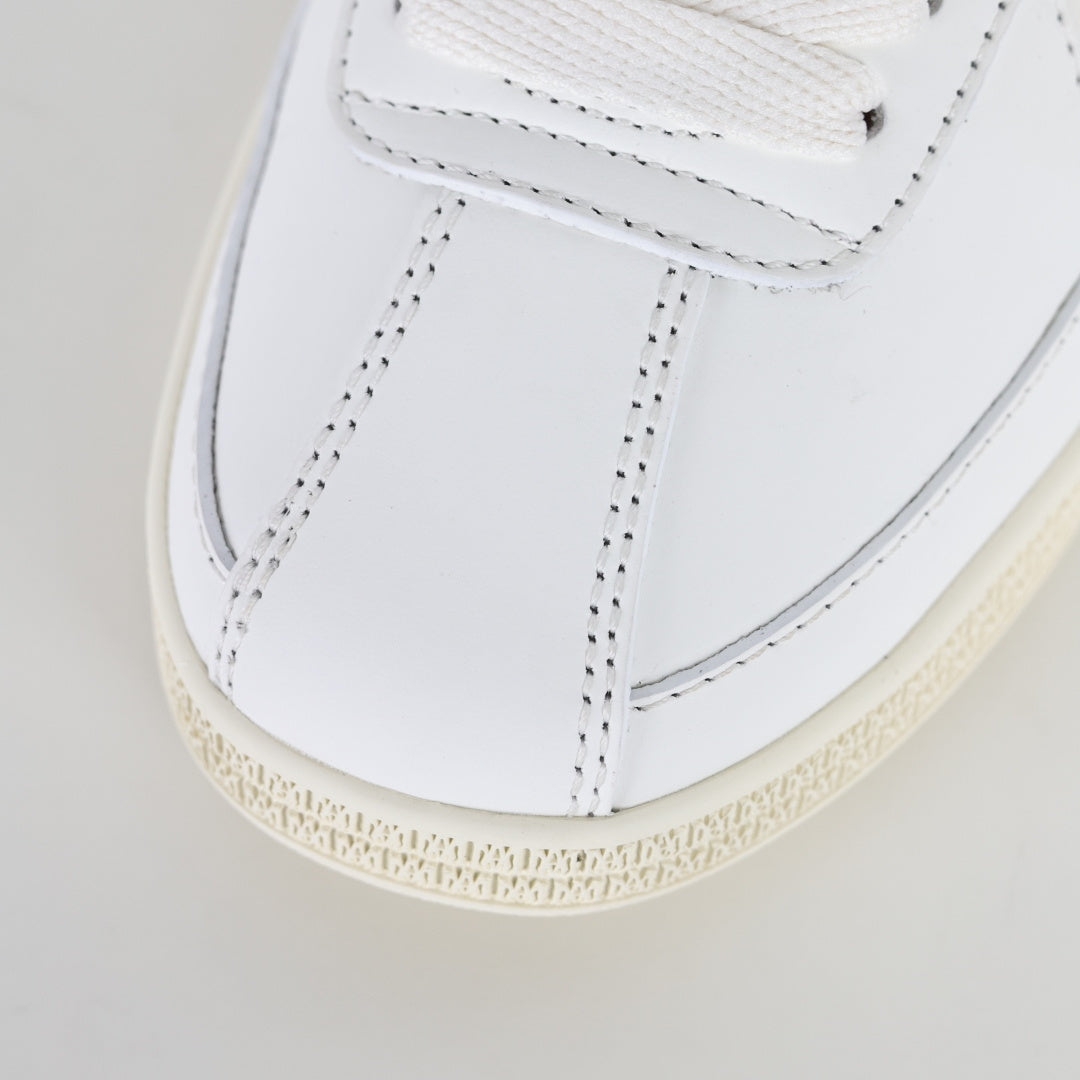AMIRI Unisex Seasonal Casual Sneakers - Style 215596132 - view 5