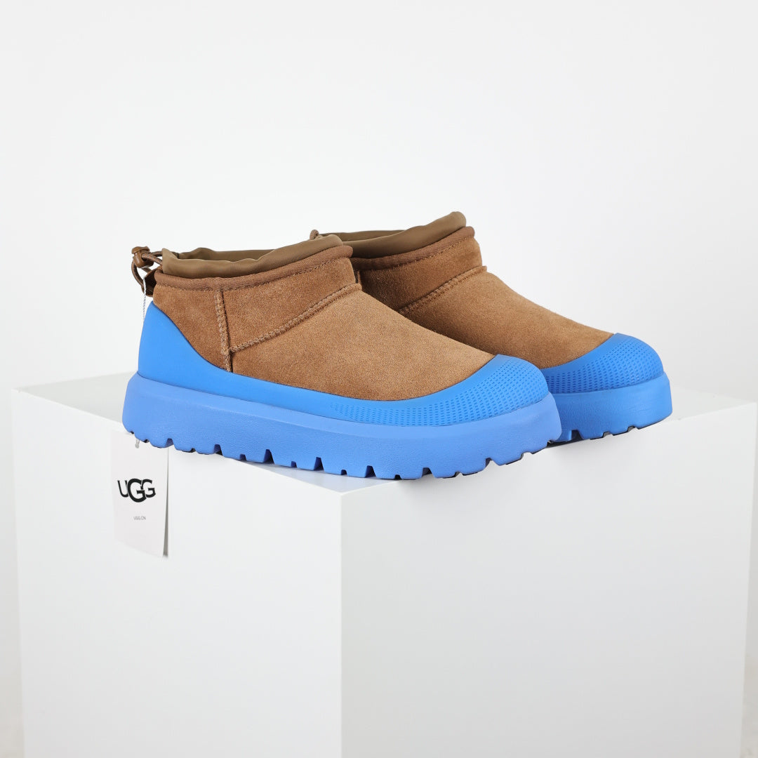 UGG Unisex Seasonal 4cm Platform Mid-Calf Boots - Style 235442262 - view 3