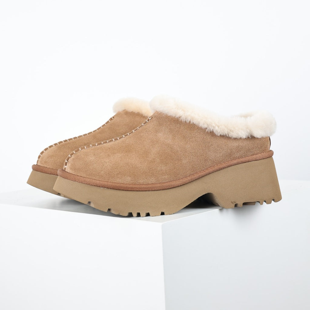 UGG Women's Seasonal 5cm Platform Winter Boots - Style 235442684 - view 1
