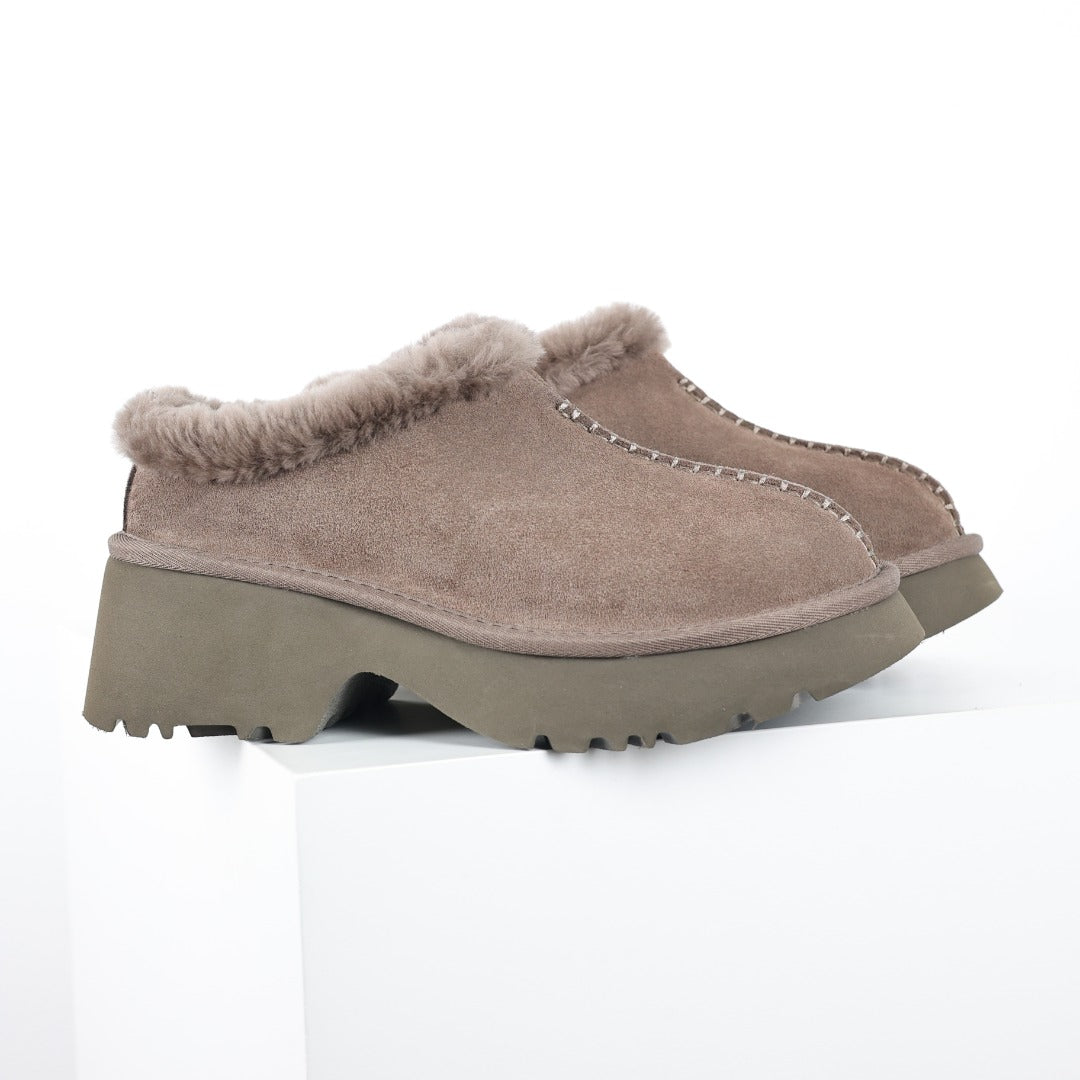 UGG Women's Seasonal 5cm Platform Winter Boots - Style 235442685 - view 3