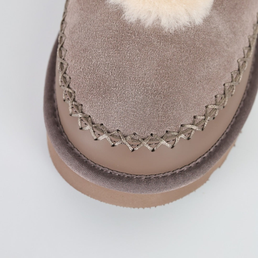 UGG Unisex 1174574 Winter Boots - Style 235443245 - view 5
