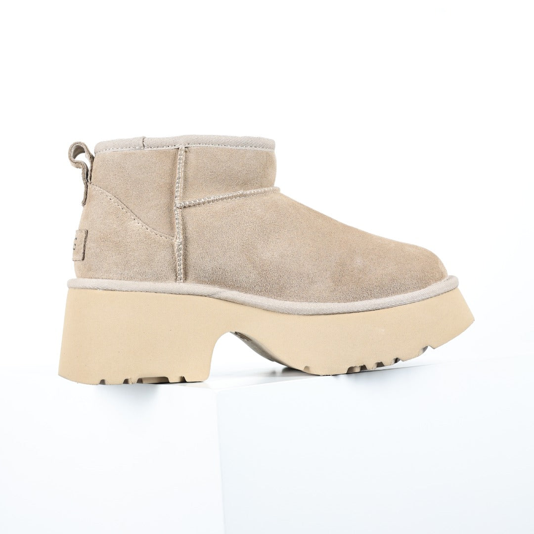 UGG Women's Seasonal 5cm Platform Short Boots - Style 235443653 - view 7