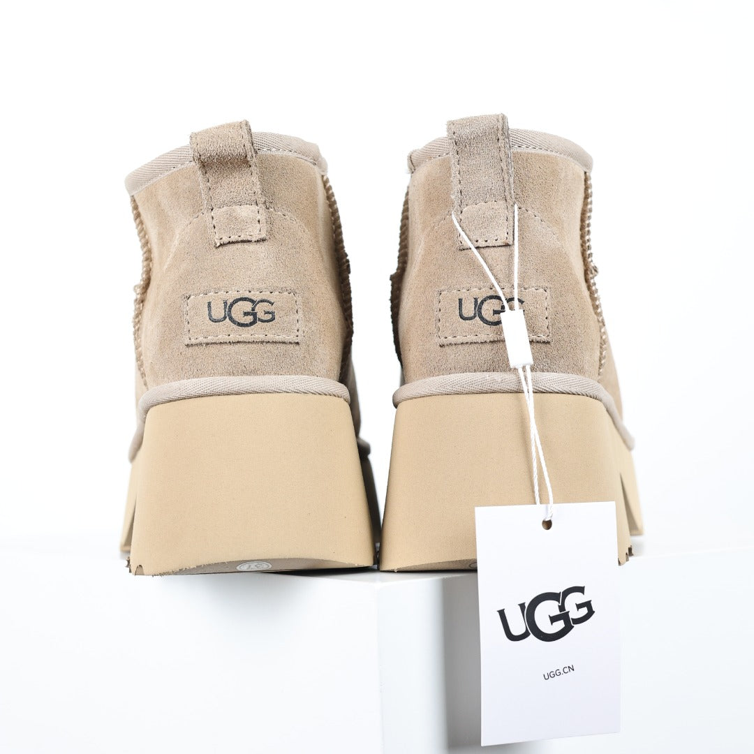 UGG Women's Seasonal 5cm Platform Short Boots - Style 235443653 - view 8