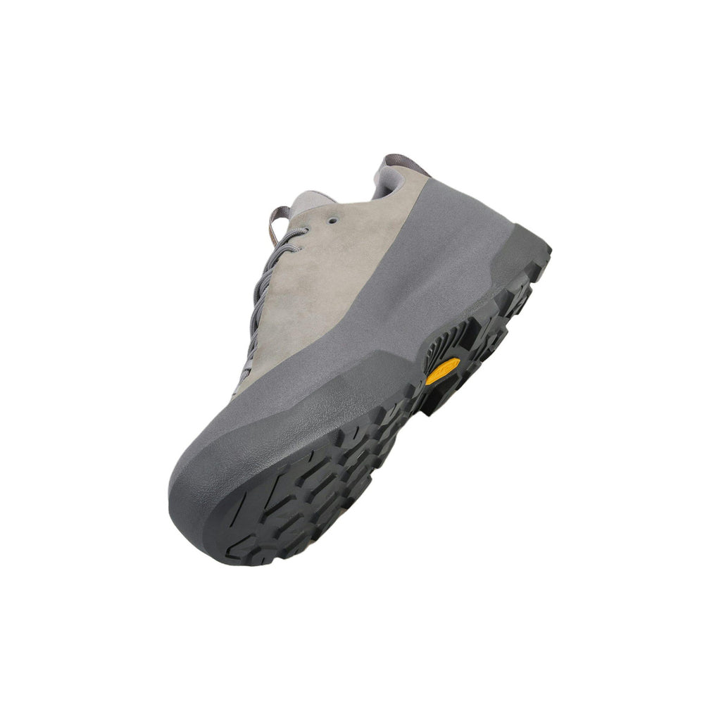 Arc'teryx Konseal GTX Men's Waterproof Approach Shoes – Foil Grey/Slate (GORE-TEX / Gold Bird Logo)