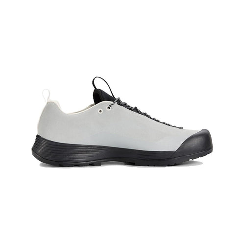 Arc'teryx Konseal FL 2 Men's Approach Shoes – White/Black (Glacier White / Black Sole)