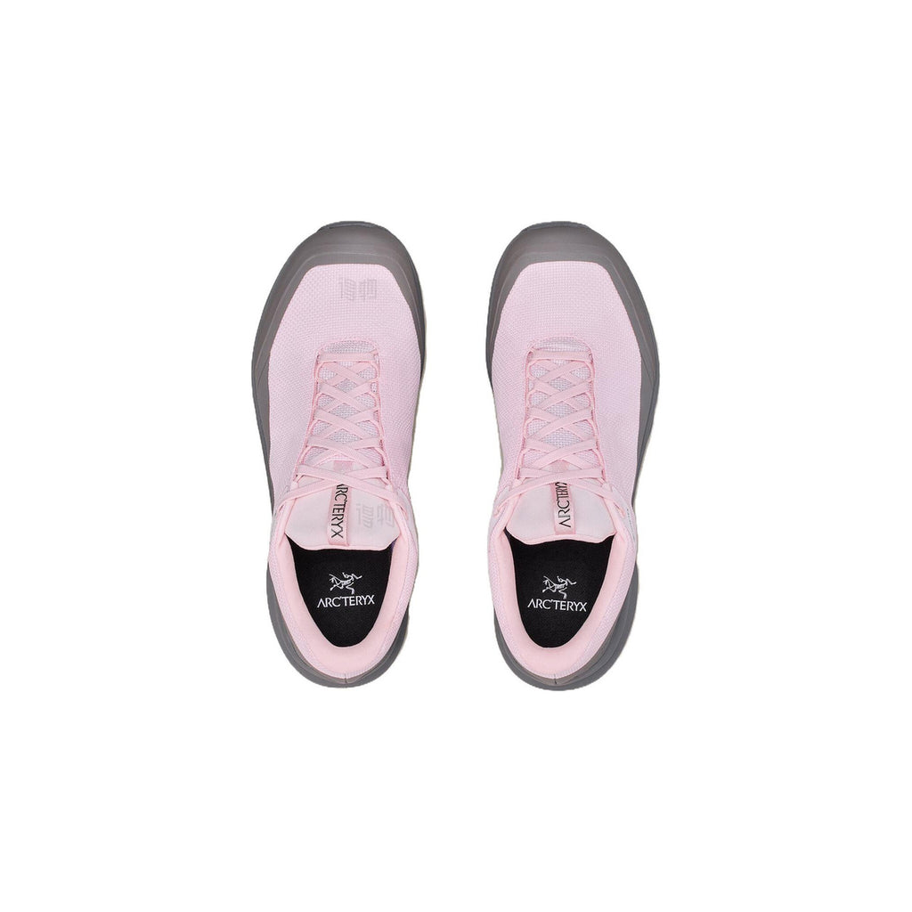 Arc'teryx Aerios GTX Women's Waterproof Hiking Shoes – Pink Nectar/Pelican (Blush Pink/Warm Grey)