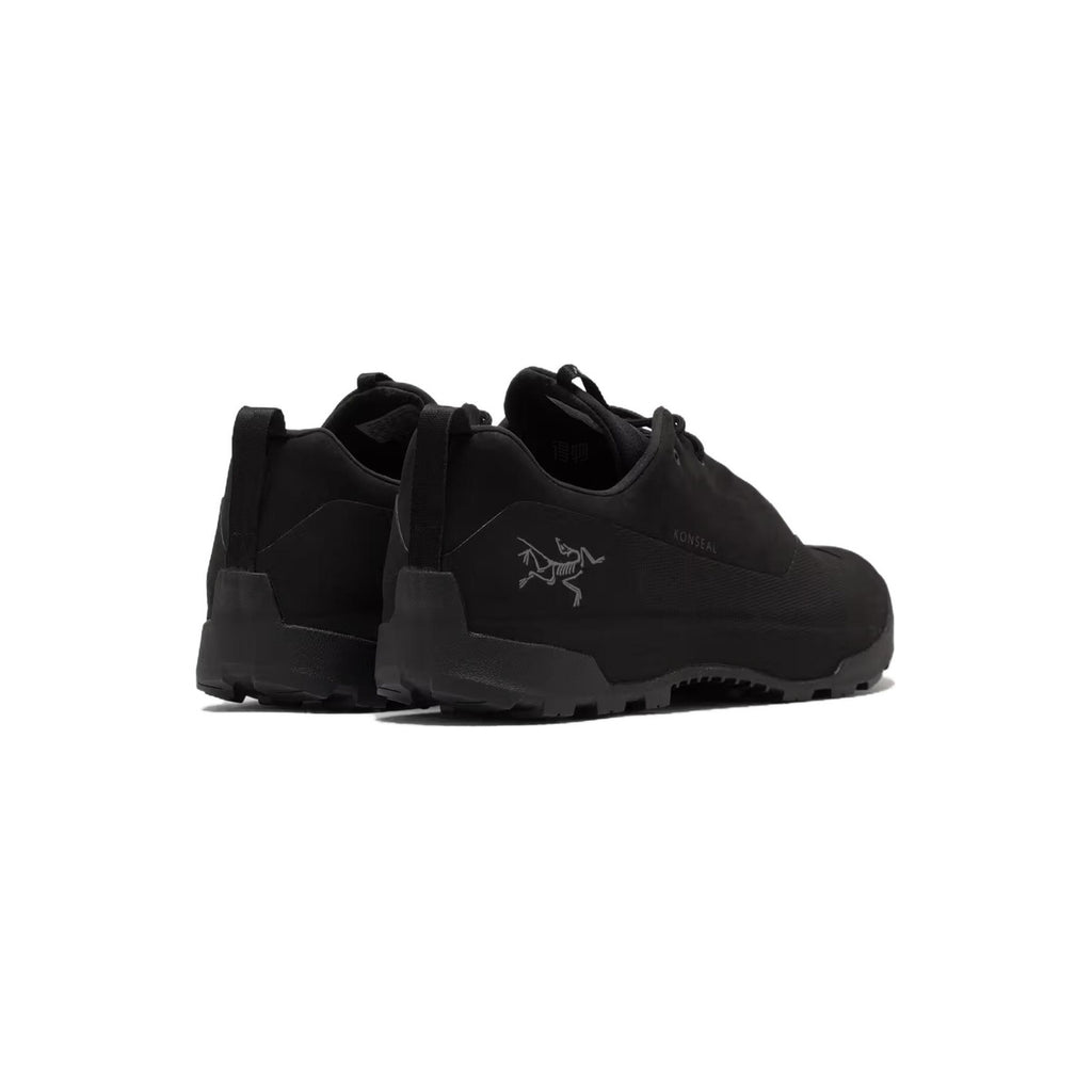 Arc'teryx Konseal Men's Approach Shoes – Black (Triple Black / Silver Reflective Bird Logo)