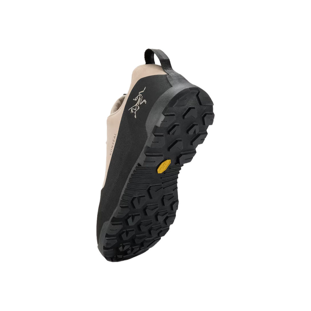 Arc'teryx Konseal Men's Approach Shoes – Beige/Black (Cream Sand Upper / Black Lower)